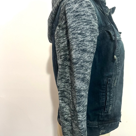 Free People Denim Jacket Hooded Black and Cream Knit Jacket Size Medium - Picture 11 of 16